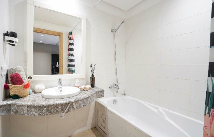 Apartament Luxurious&Elegant Flat Casablanca Zewnętrze zdjęcie
